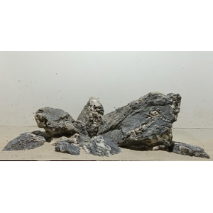 Камень черный кварц