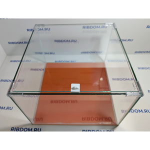 Данная модель террариумов склеена клеем европейского производителя, срок годности не ограничен. Имеет стеклянную крышку. Подойдет для содержания крабиков, раков, лягушек и др. Наличие покровного стекла гарантирует безопасность для таких рыбок как петушок, креветок и других видов которые склонны к выпрыгиванию из аквариума, плюс сохраняется тепло внутри куба по сравнению с открытыми аквариумами.